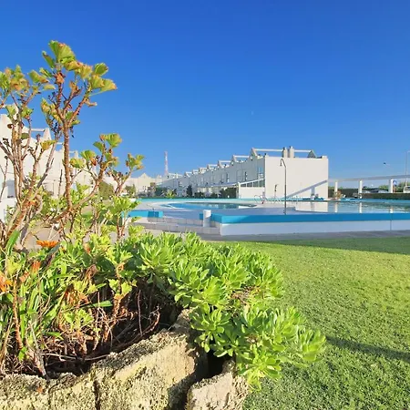 Holiday home Pool & Tennis House