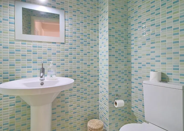 Pool & Tennis House Barra