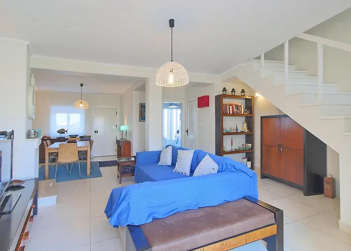 Pool & Tennis House Tatil Evi *