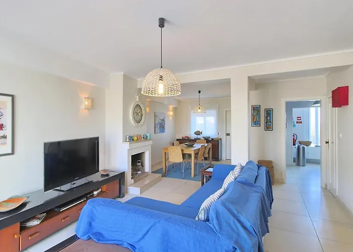 Pool&tennis House Ferienhaus